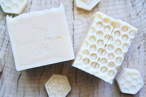 Honeycomb Handmade Soap - UBU Soap n' Bees, LLC.